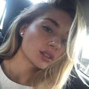 Meet your Posher, Alli